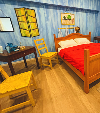 Van Gogh Double Room